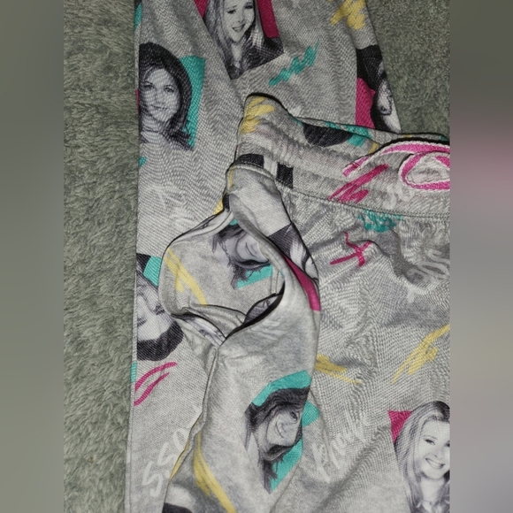 FRIENDS pajama pants Women's Sz Small NWOT - Picture 6 of 7
